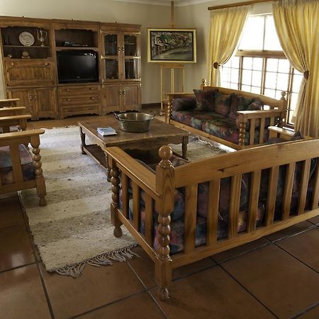 Peter'S Guesthouse Претория Экстерьер фото